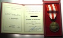 Medal Zwycięstwa i Wolności 1945 + legitymacja